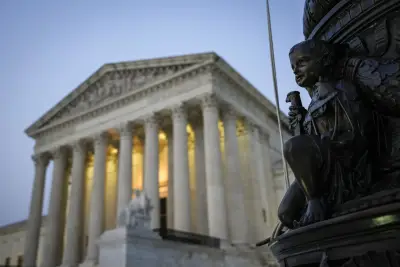 Supreme Court allows Trump administration to end humanitarian status for some migrants